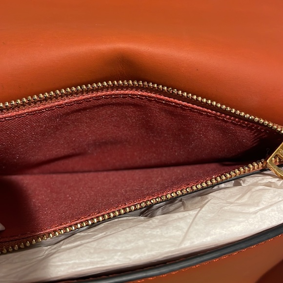 JW Anderson Anchor Logo Leather Box Crossbody Bag - Picture 13 of 17